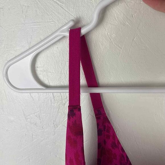 Victoria's Secret Hot Pink Leopard Print Lined Demi Bra Size 36C - Picture 6 of 10